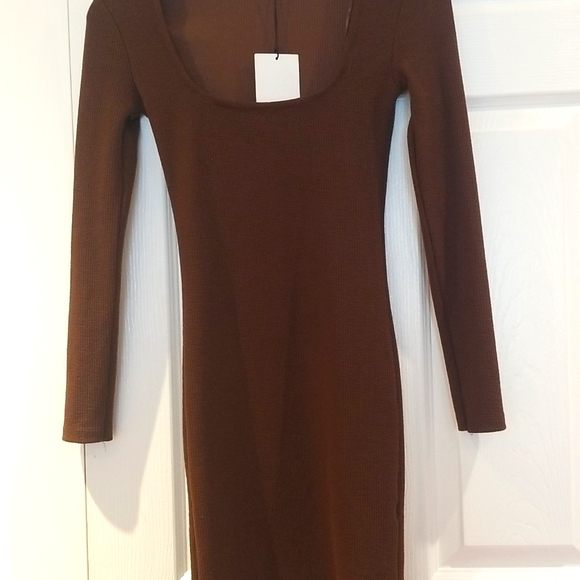 ZARA Brown dress long sleeved above the  square cut at the chest - Picture 1 of 4